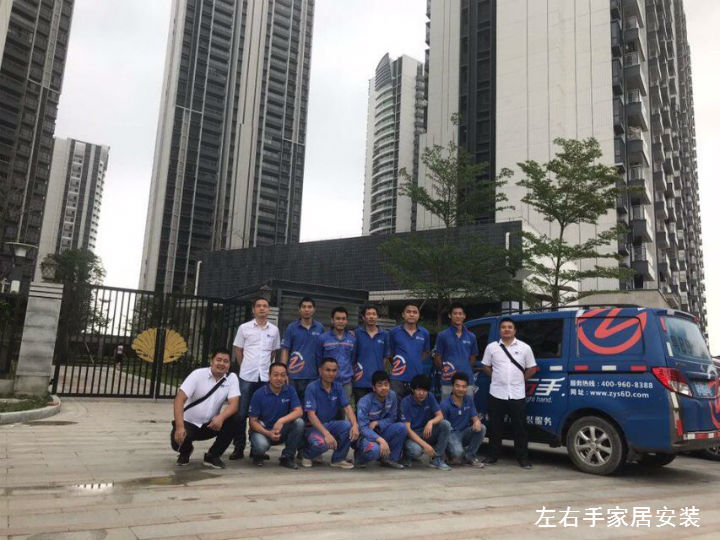 左右手二期陽光城麗景灣櫥柜安裝工程火熱進行中！