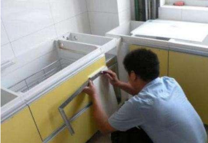 泉州家具維修材料：家具維修行情怎么樣，要怎么賺錢？