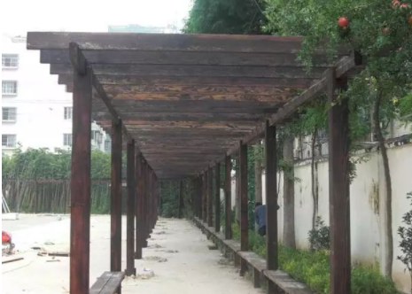 花架尺寸設(shè)計(jì)，防腐木花架的實(shí)用性
