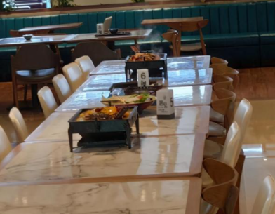 西餐廳家具：做餐飲怎樣才能選好餐廳家具？開餐廳買餐桌椅需要注意什么？