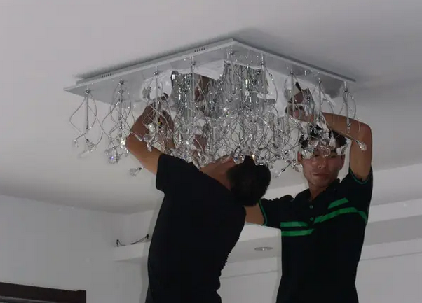 家具安裝：燈具安裝有哪些要求？燈具品牌介紹